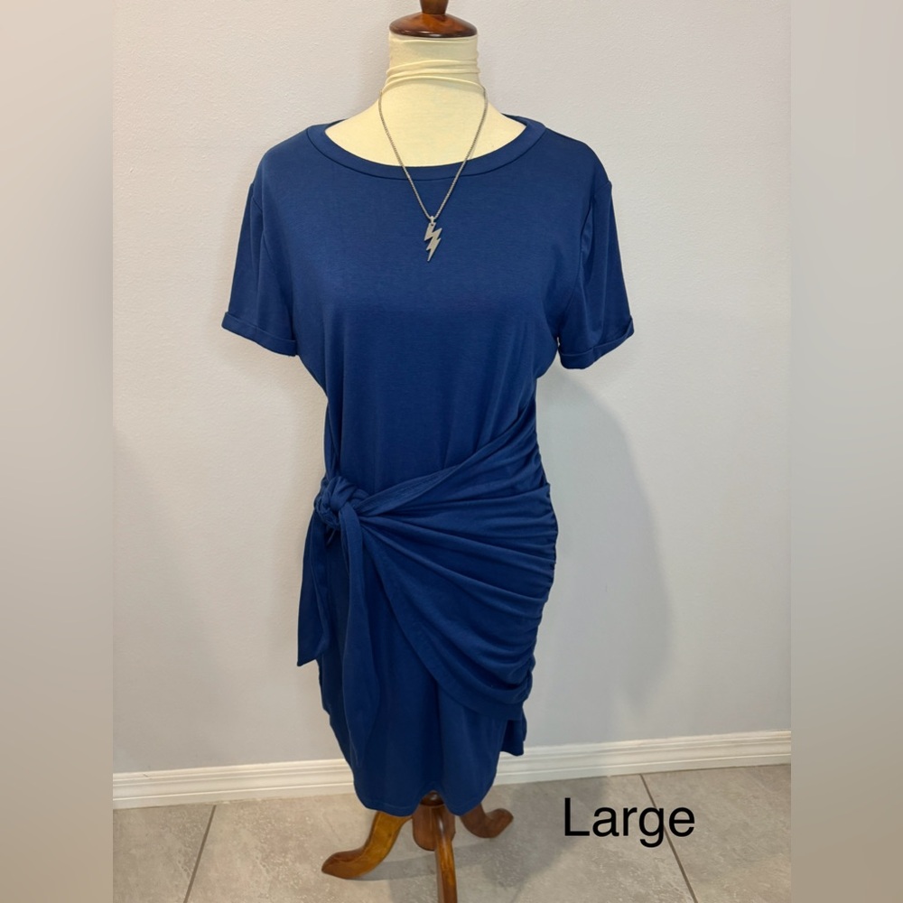 Classic Navy Tie-Detail Short Sleeve Mini Dress